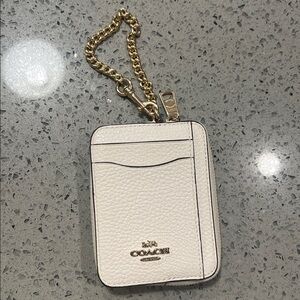 Coach Zip Card Case Signature Pebbled Leather